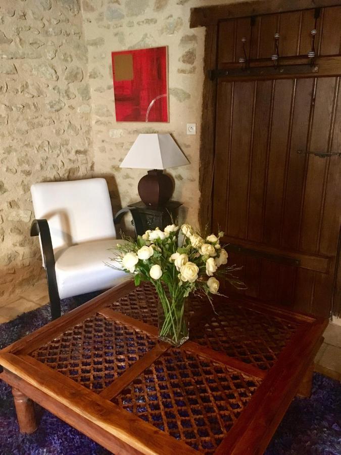 chambre privée Lombron Extérieur photo