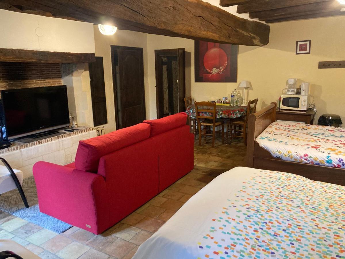 chambre privée Lombron Extérieur photo